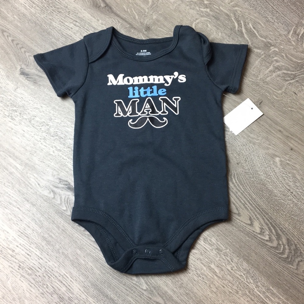 🎄 5/$30 Onesie 6-9 month